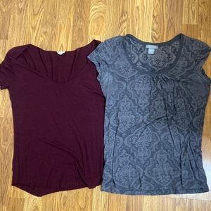 2 women’s tees